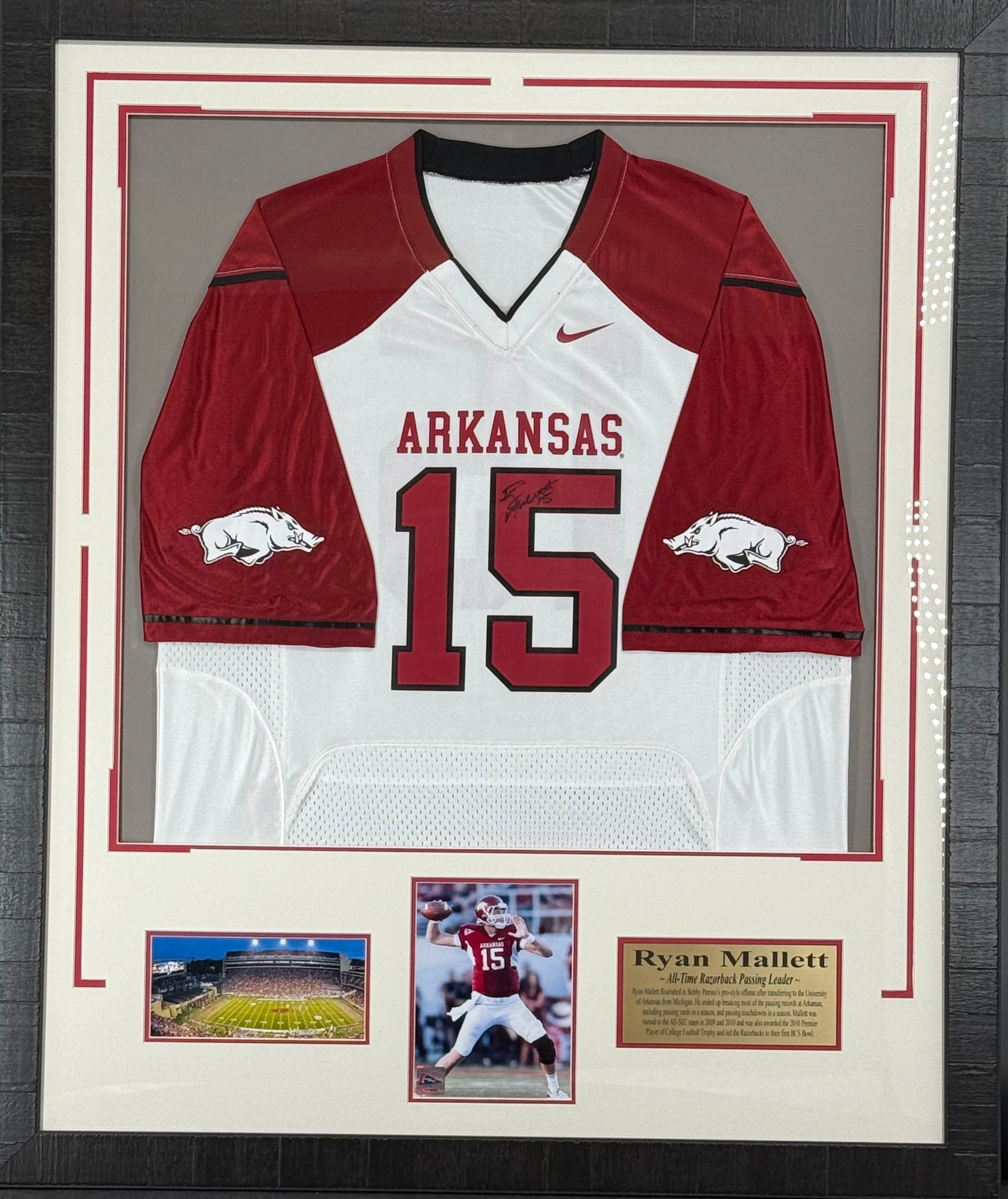 Ryan Mallett Autographed Arkansas Razorbacks Jersey Framed Display
